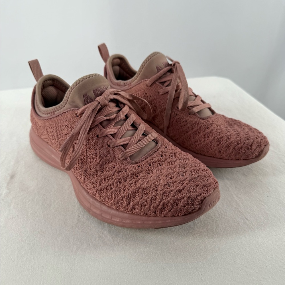 APL Techloom Phantom Woman's Shoe in Rose Dust Pink Size 8.5